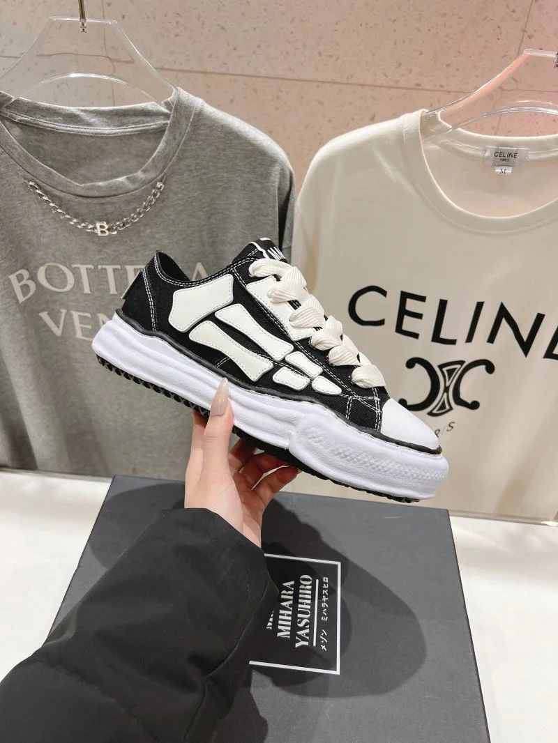 Amiri Shoes Effortless 13040