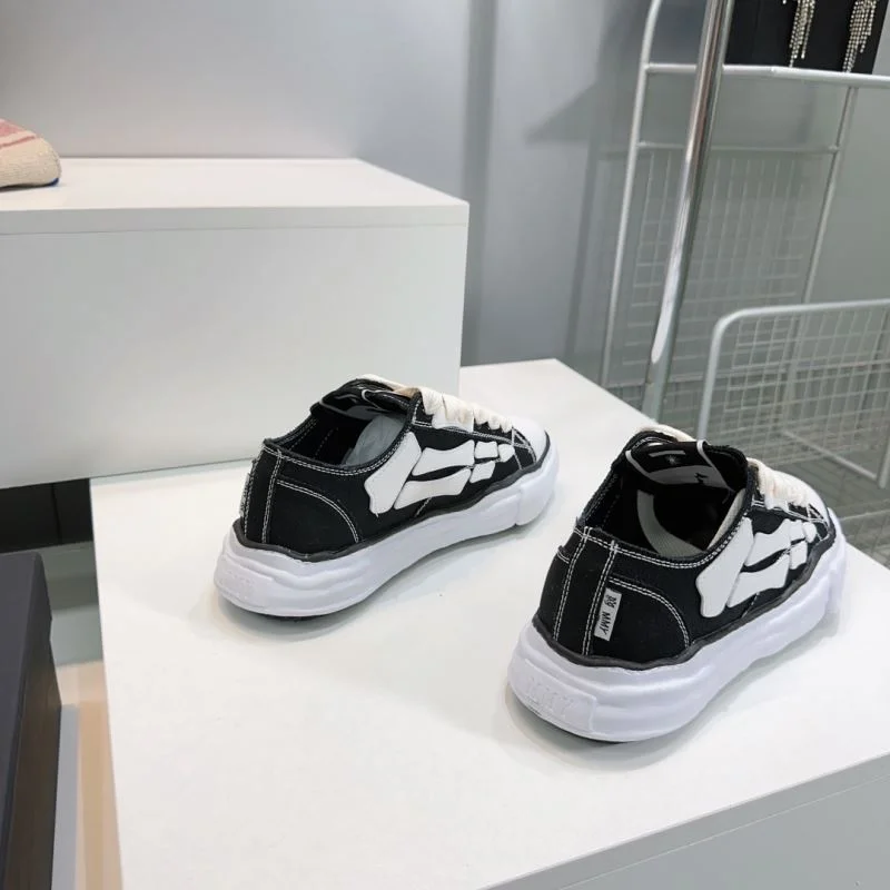 Classic Amiri Shoes 10653