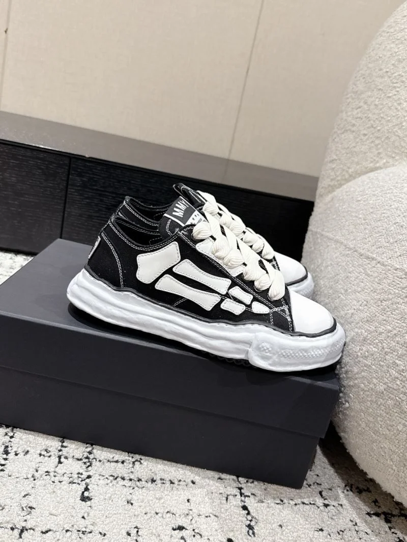 Lightweight Amiri Shoes 6867