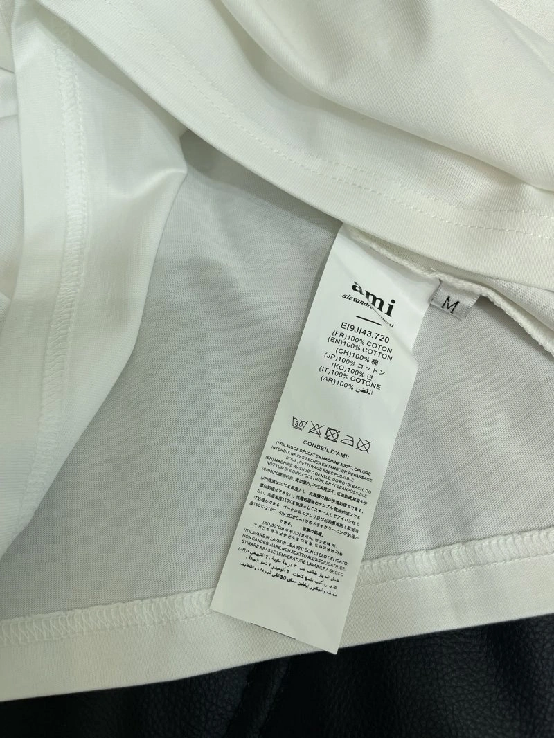 UrbanChic Amiri T-Shirts 150002