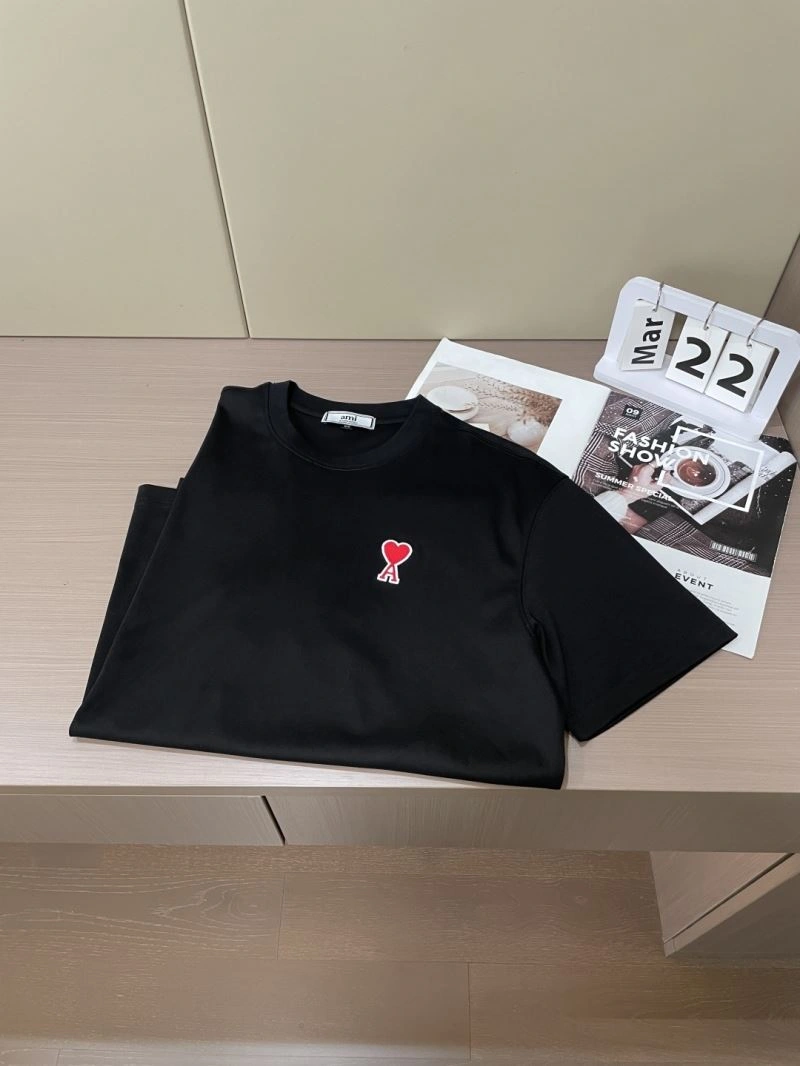 UrbanChic Amiri T-Shirts 161210