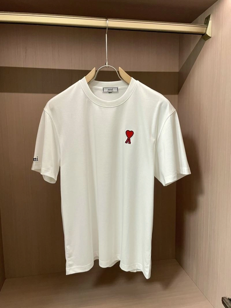UrbanChic Amiri T-Shirts 161210