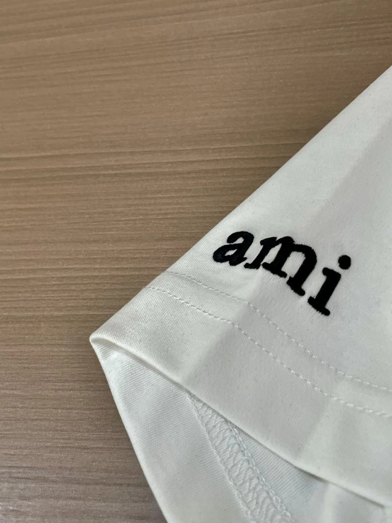 UrbanChic Amiri T-Shirts 161210