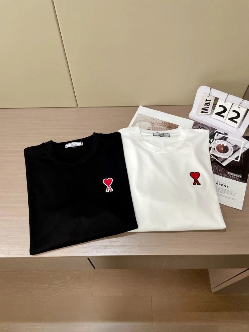 UrbanChic Amiri T-Shirts 161210