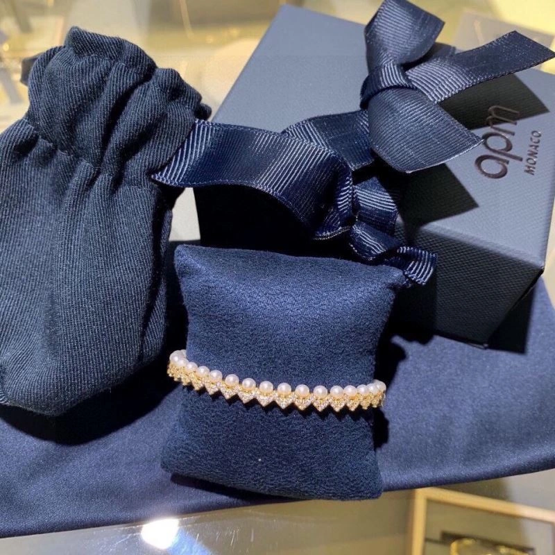 Premium Apm Bracelets 215392