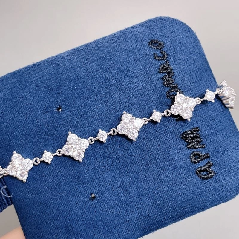 Apm Bracelets FashionForward 215399