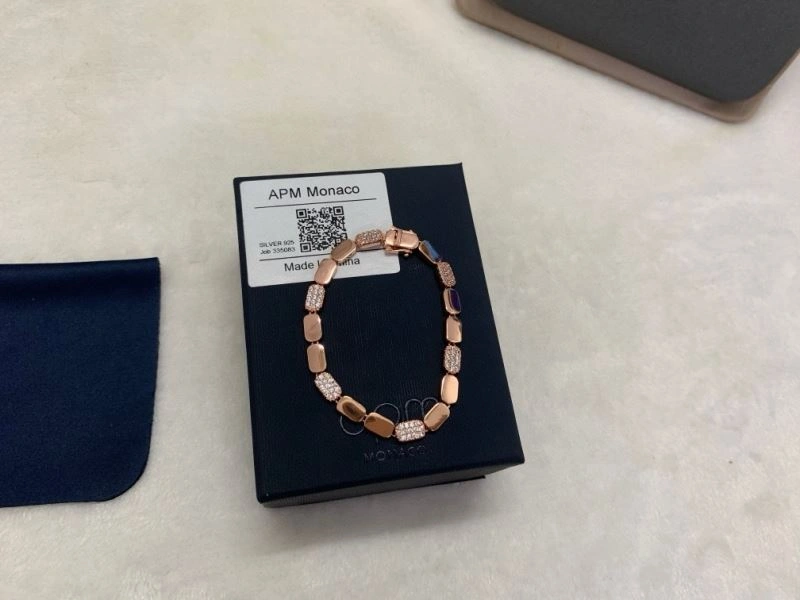 Apm Bracelets Stylish 215315