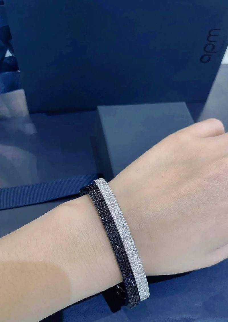 Apm Bracelets SmoothTexture 215118
