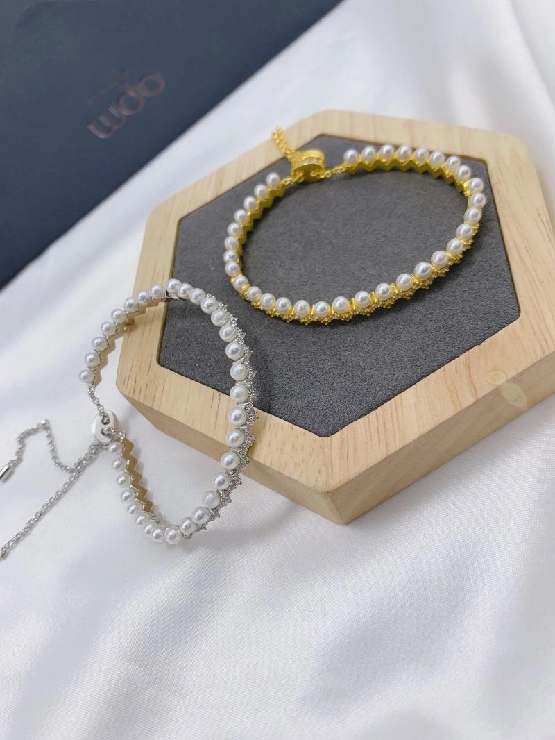 Apm Bracelets FashionForward 215116