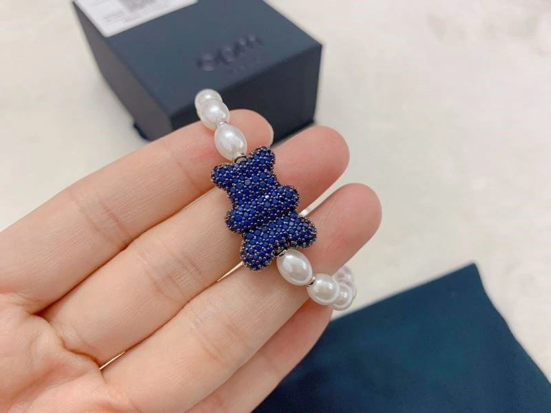 Supportive Apm Bracelets 215101