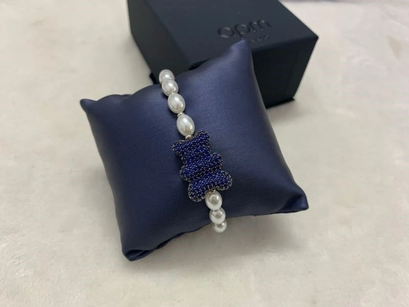 Supportive Apm Bracelets 215101