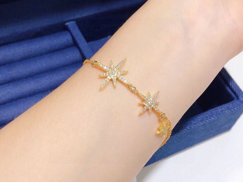 Unique Apm Bracelets 215105