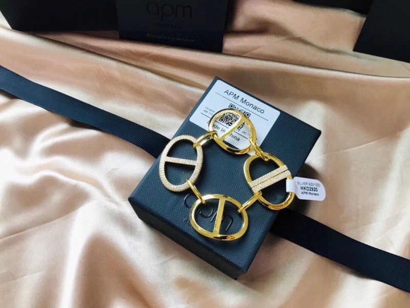 Youthful Apm Bracelets 214702