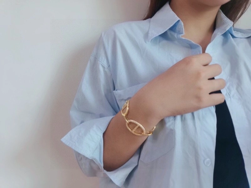Youthful Apm Bracelets 214702