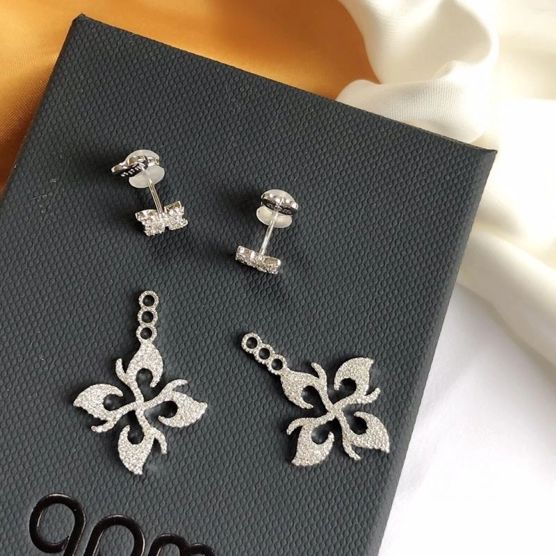 Apm Earrings Refined 215402