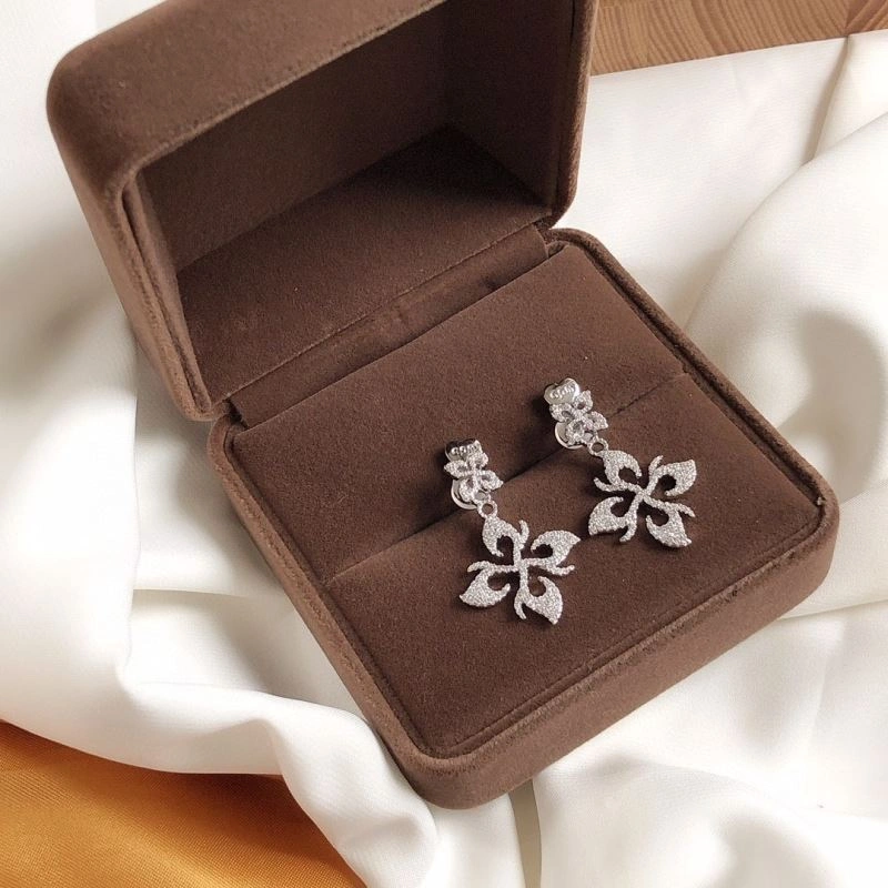 Apm Earrings Refined 215402