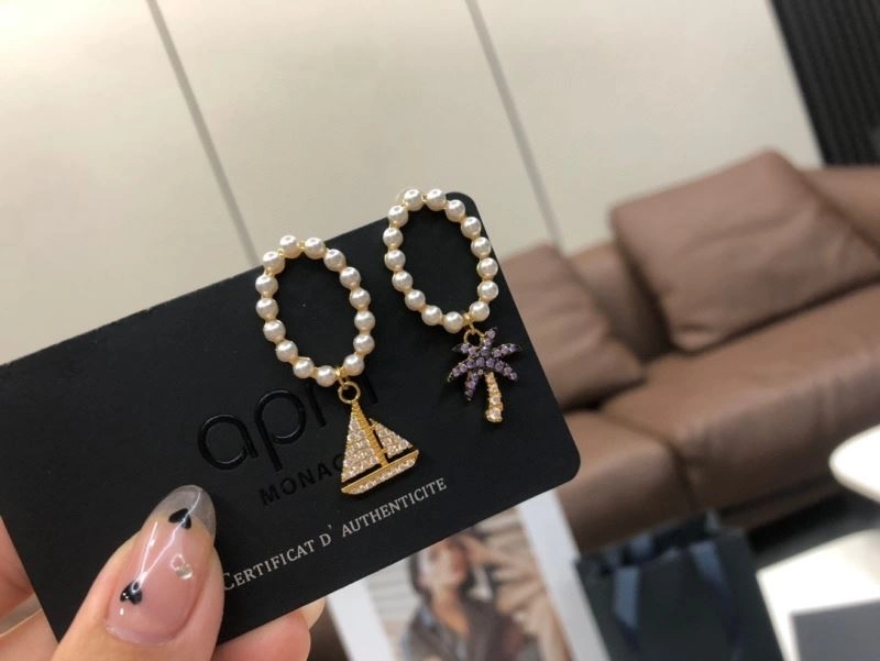 Apm Earrings FreshLook 215387