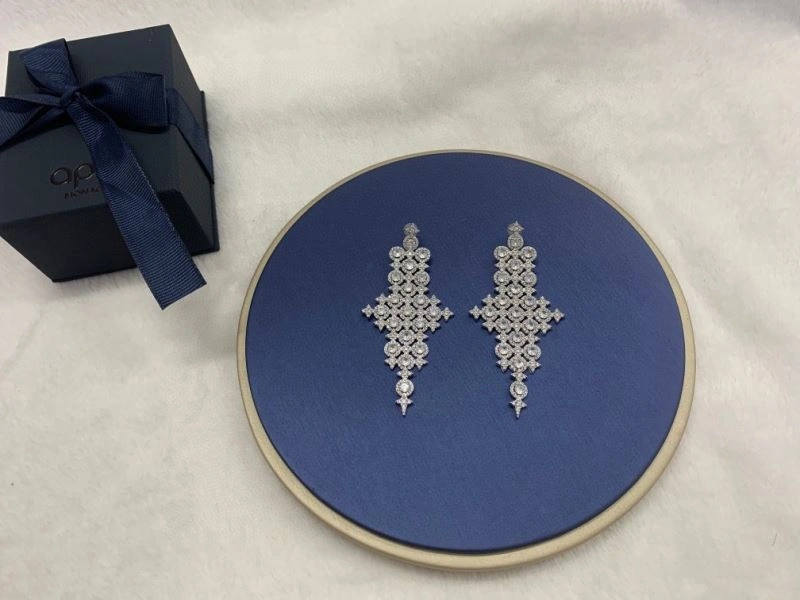 Apm Earrings Neat 215403