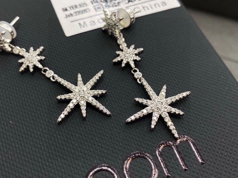 Apm Earrings Refined 215380