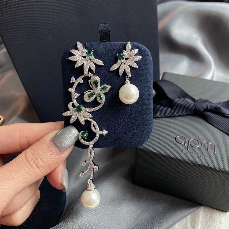 Apm Earrings Contemporary 215382