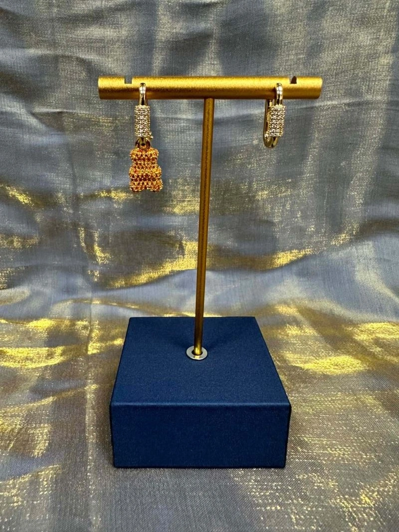 Apm Earrings Efficient 215368