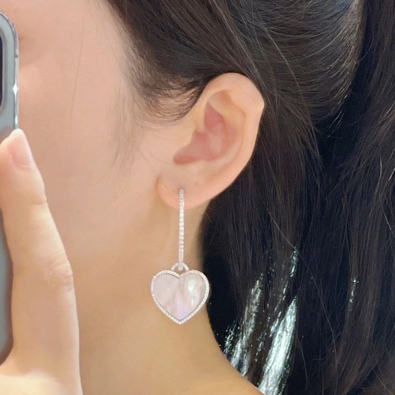 Contemporary Apm Earrings 215366