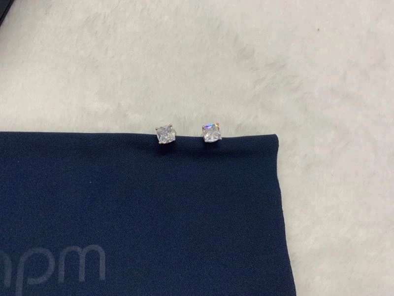 Apm Earrings FreshLook 215285