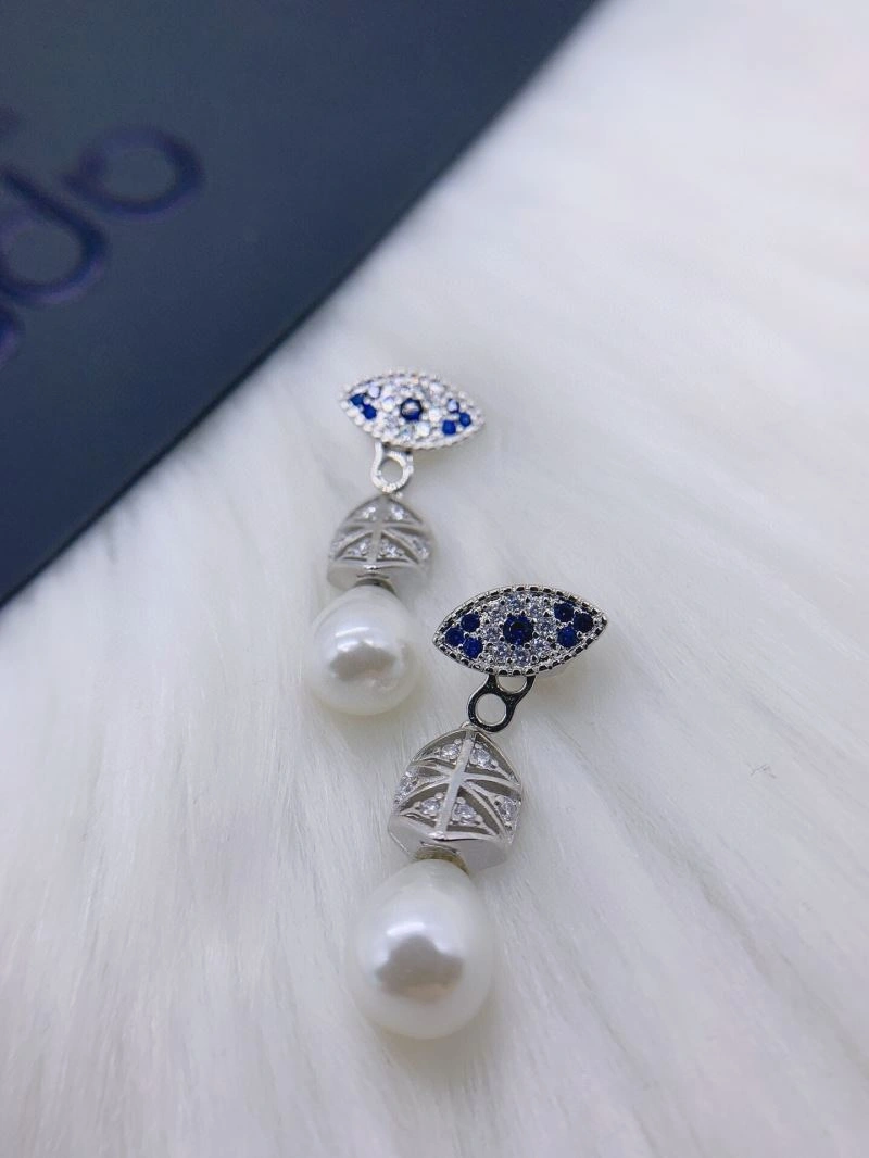 Breathable Apm Earrings 215280