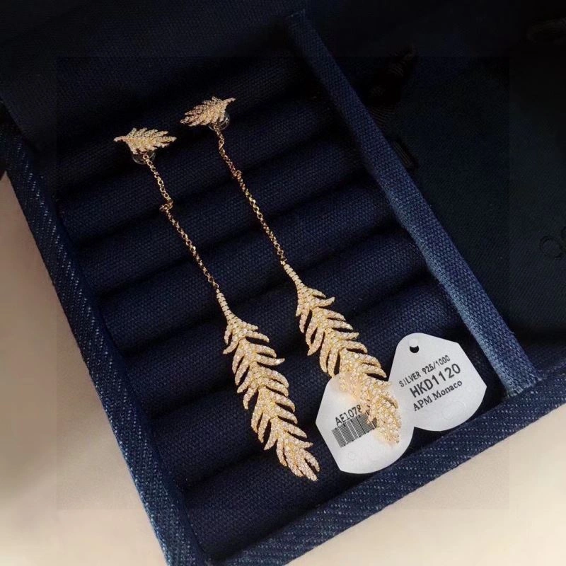 Apm Earrings Breathable 215252