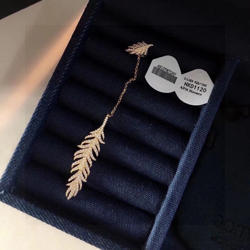 Apm Earrings Breathable 215252