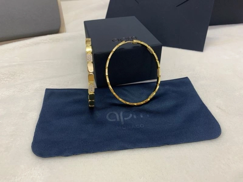 Apm Earrings BestValue 215246