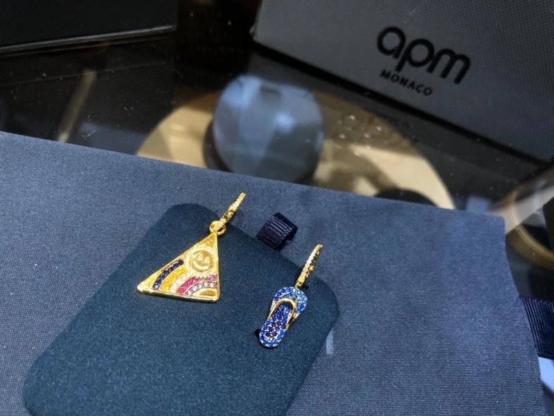 Apm Earrings EyeCatching 215234