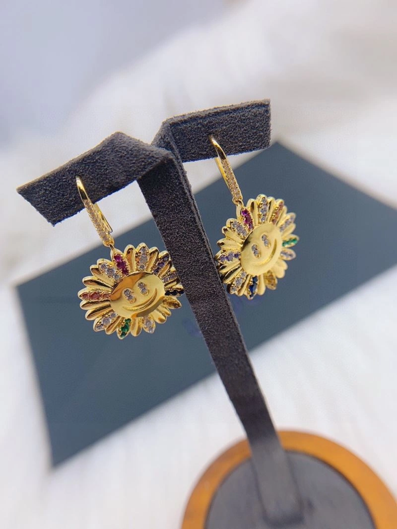 Breathable Apm Earrings 215215