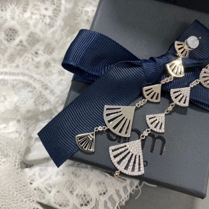 Tailored Apm Earrings 215212