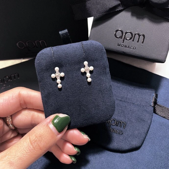 Youthful Apm Earrings 215128