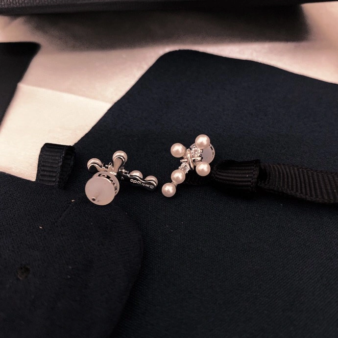 Youthful Apm Earrings 215128