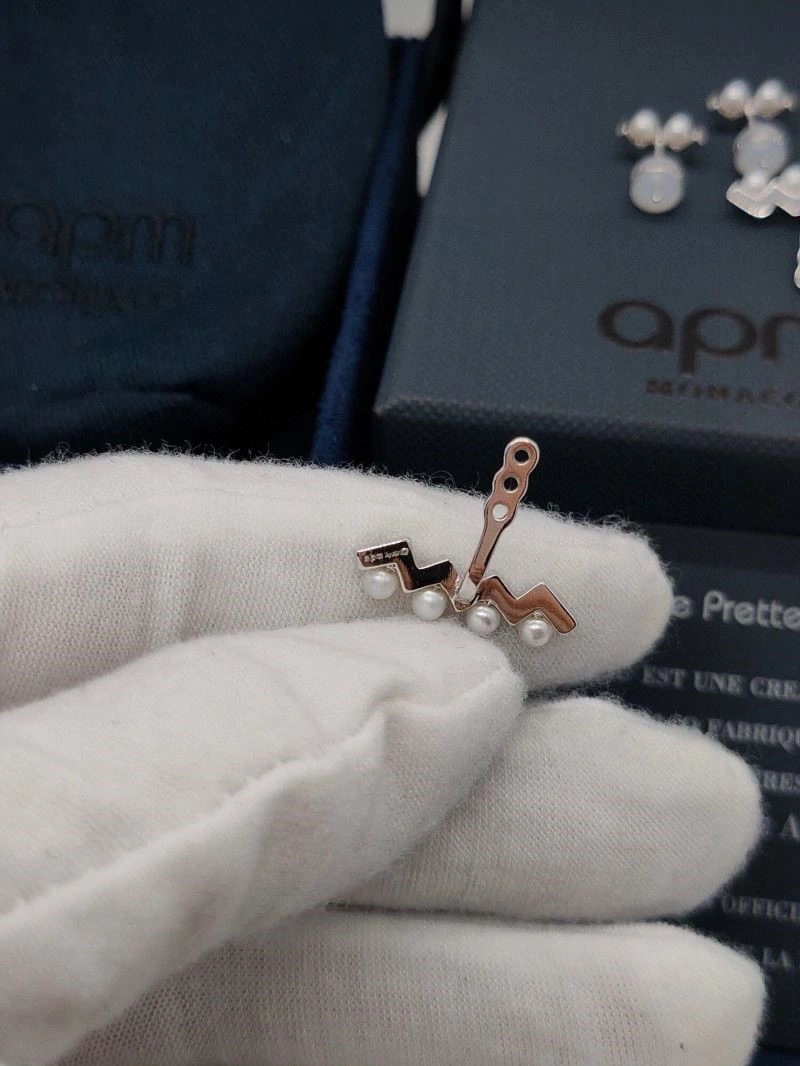Reliable Apm Earrings 215024