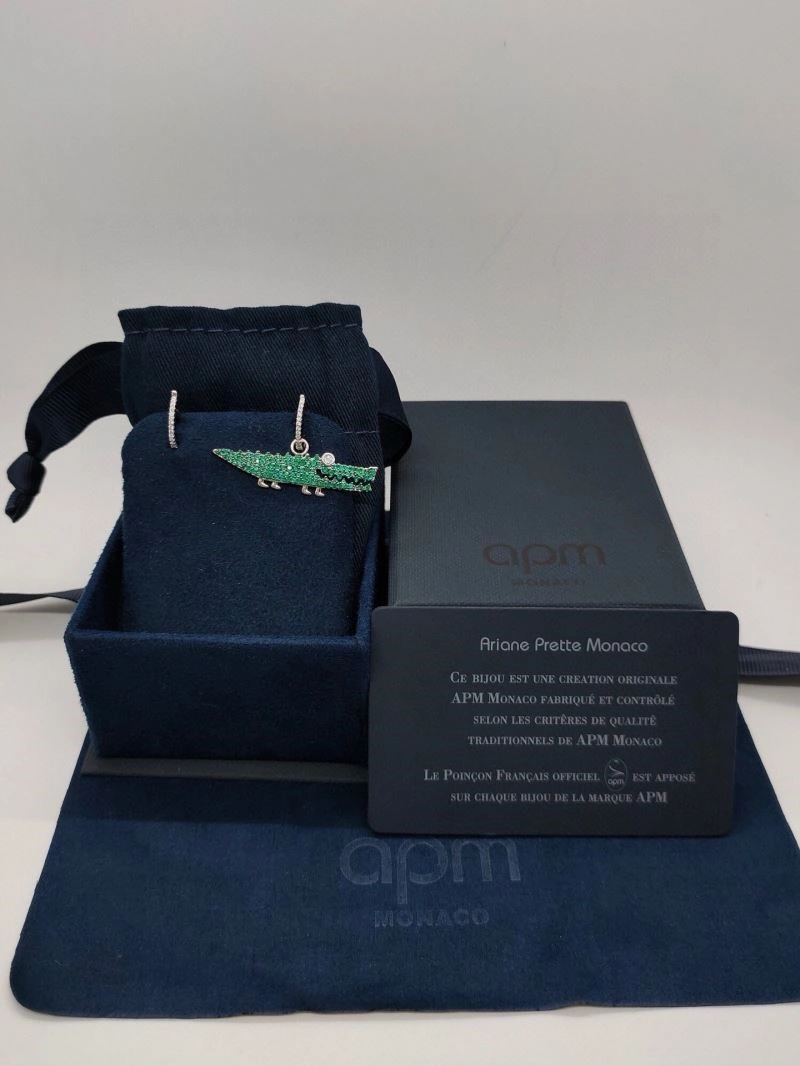Apm Earrings Lightweight 215021