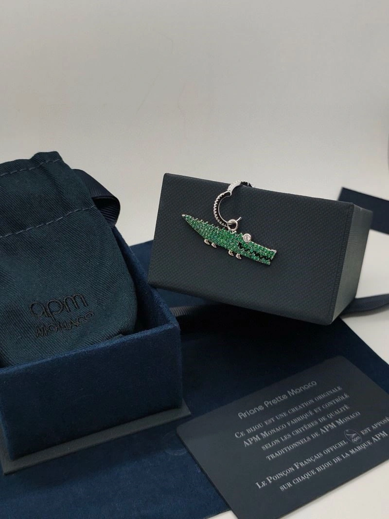 Apm Earrings Lightweight 215021