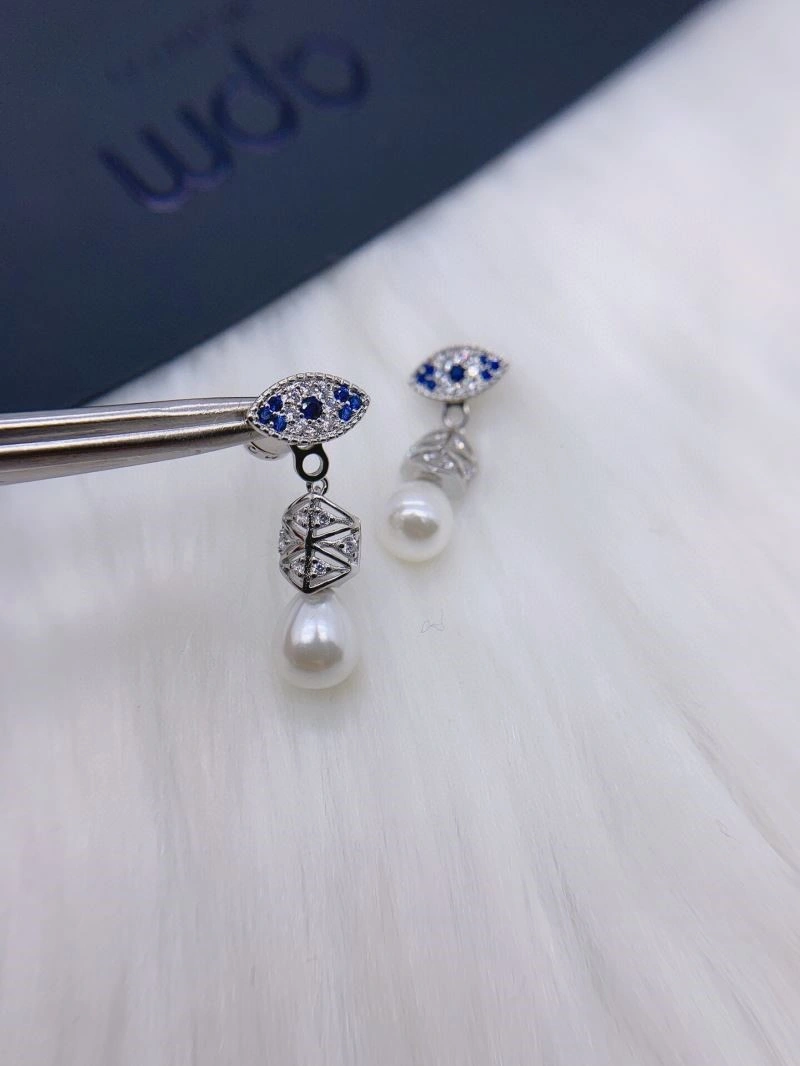 Apm Earrings HighPerformance 215000