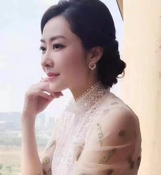 Stylish Apm Earrings 214920
