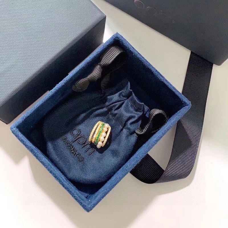 Apm Earrings Comfortable 214915