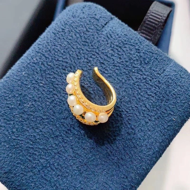 Apm Earrings Comfortable 214915