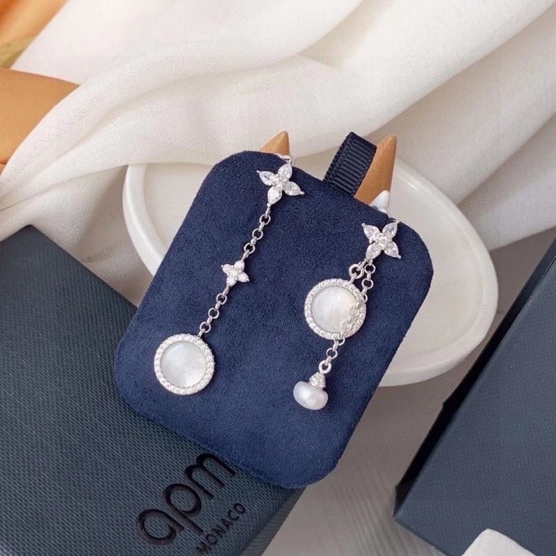 Apm Earrings Lightweight 214899