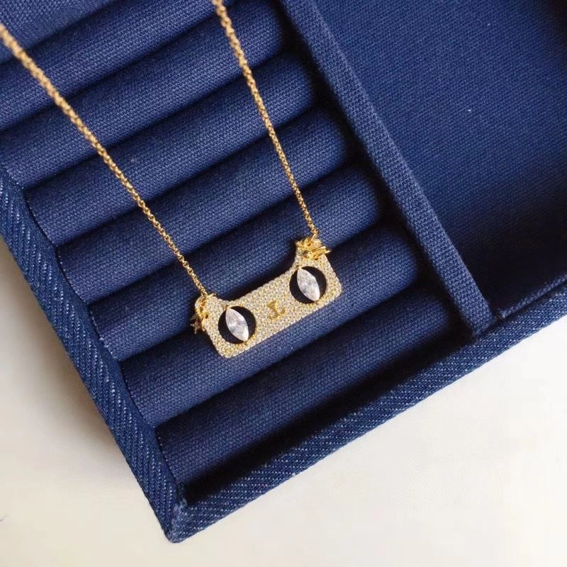 HighQuality Apm Necklaces 215398