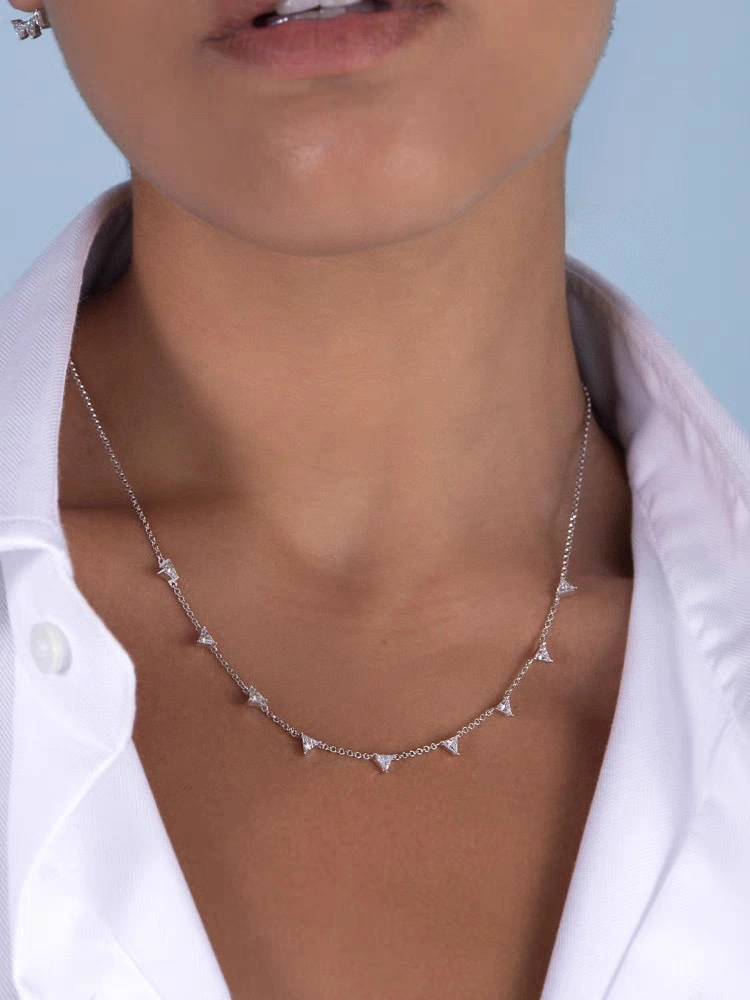 Youthful Apm Necklaces 215405