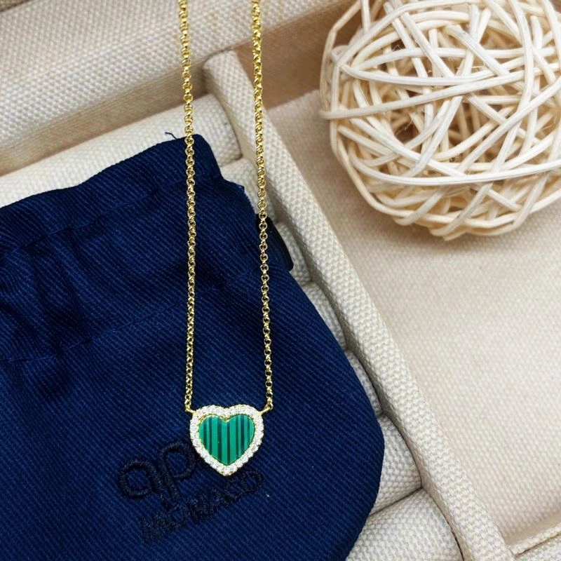 Apm Necklaces Attractive 215345