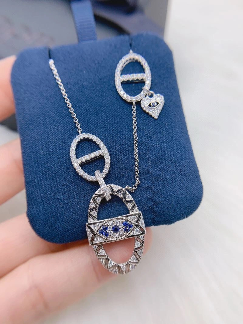 Resilient Apm Necklaces 215196