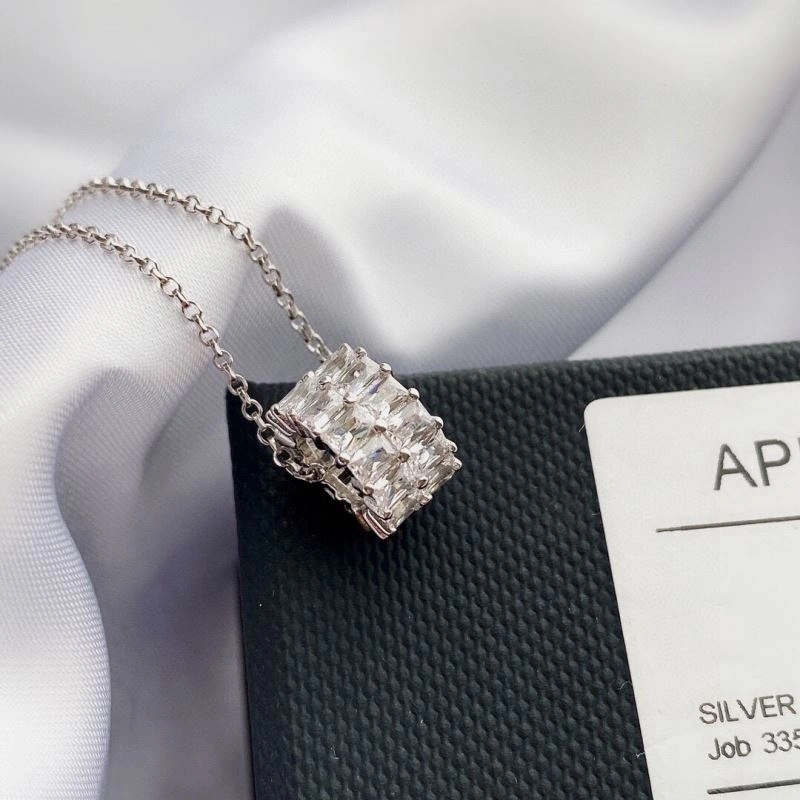 Sophisticated Apm Necklaces 215206