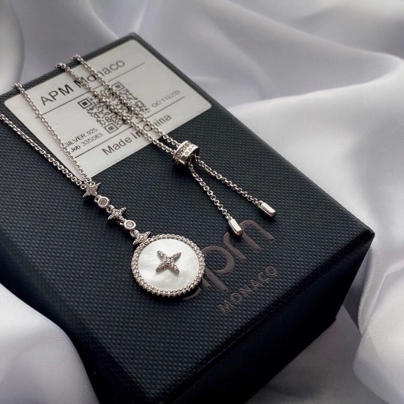 Snug Apm Necklaces 215187